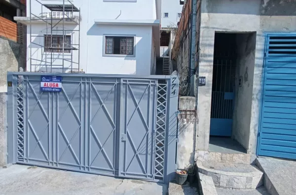 Sobrado para , 2 quarto(s),  Jardim Tupan, Barueri