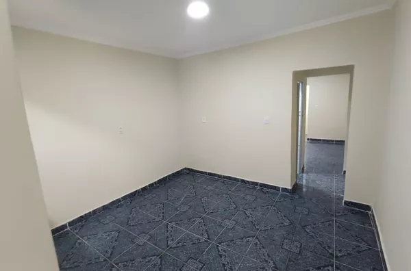 Casa para aluguel, 1 quarto(s),  Jardim Sao Pedro, Barueri