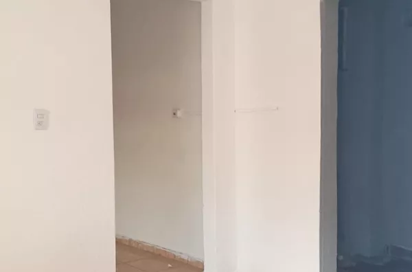 Casa para aluguel, 1 quarto(s),  Jardim Dos Camargos, Barueri