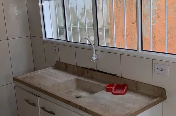 Casa para aluguel, 1 quarto(s),  Jardim Gabriela I, Jandira