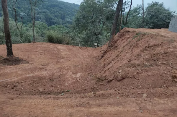 Terreno para Venda em Araçariguama / SP no bairro 18 do Forte