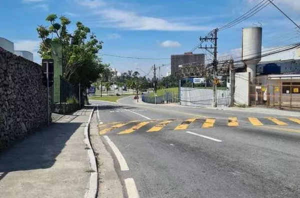 Terreno para Venda em Barueri / SP no bairro Vila Universal