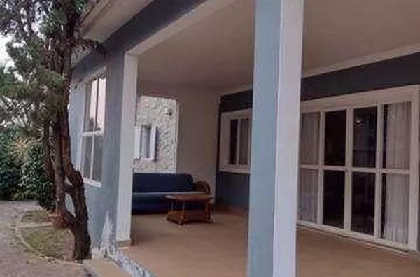 Casa para Venda em Santana de Parnaíba / SP no bairro Portal das Acácias