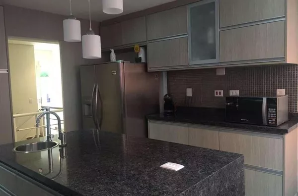 Casa para Venda em Santana de Parnaíba / SP no bairro Alphaville