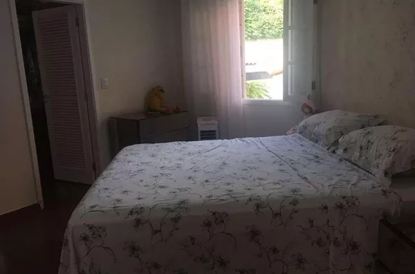 Casa para Venda em Santana de Parnaíba / SP no bairro Alphaville