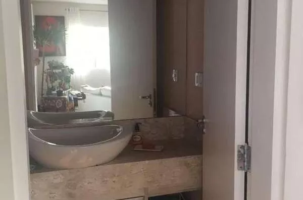 Casa para Venda em Santana de Parnaíba / SP no bairro Alphaville