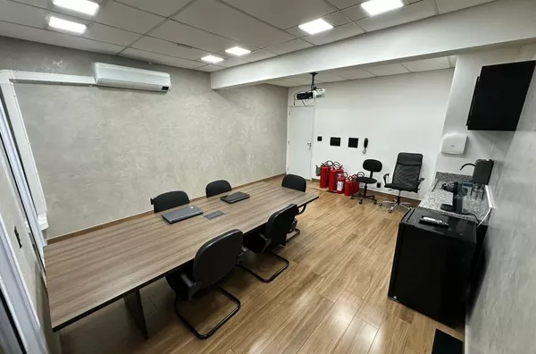  Vende- se sala comercial no Inspire Business em Barueri!!