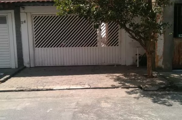 Casa para Venda em Barueri / SP no bairro Parque dos Camargos