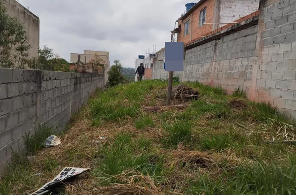Terreno para Venda em Jandira / SP no bairro Jardim Europa