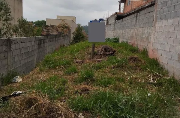 Terreno para Venda em Jandira / SP no bairro Jardim Europa