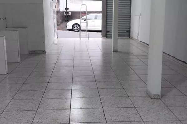 Comercial para Locação em Barueri / SP no bairro Jardim Itaquiti