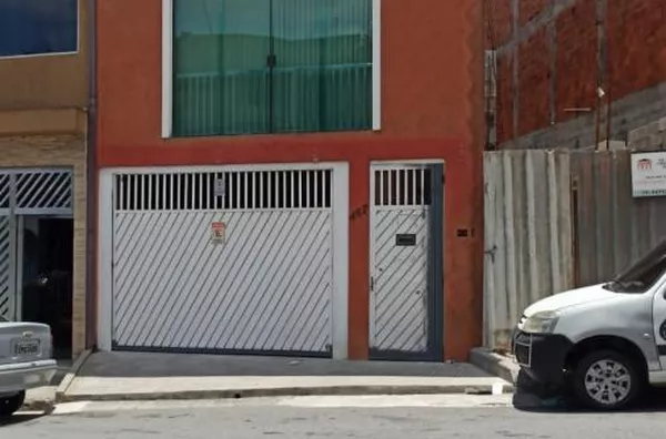 Casa para Venda em Barueri / SP no bairro Vale do Sol