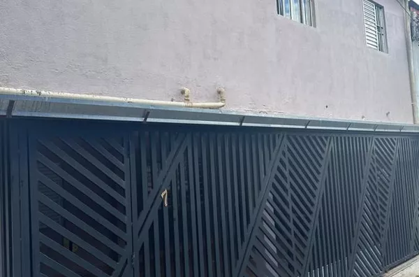 Casa para Venda em Carapicuíba / SP no bairro Vila Marcondes