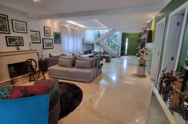 Casa para Locação em Barueri / SP no bairro Alphaville Conde II