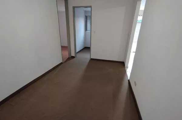 Apartamento para Venda em Carapicuíba / SP no bairro Conjunto Habitacional Presidente Castelo Branco