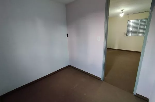 Apartamento para Venda em Carapicuíba / SP no bairro Conjunto Habitacional Presidente Castelo Branco