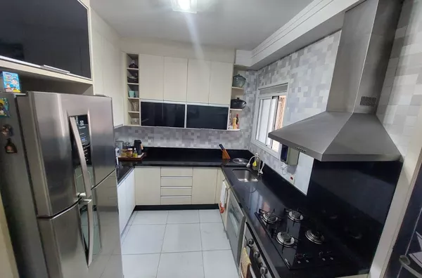Apartamento para Venda em Barueri / SP no bairro Jardim Tupanci