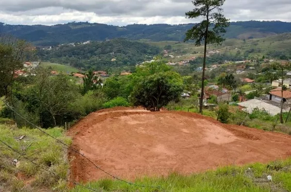 Terreno para Venda em Santana de Parnaíba / SP no bairro Recanto Maravilha III