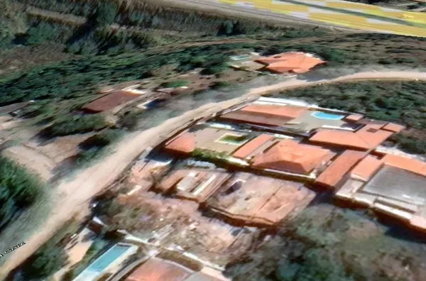 Terreno para Venda em Santana de Parnaíba / SP no bairro Residencial Santa Helena - Gleba I