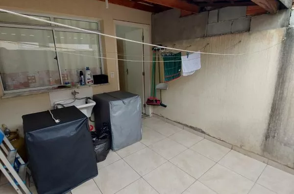 Casa para Venda em Jandira / SP no bairro Parque Nova Jandira