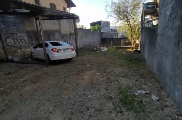 Terreno para Venda em Barueri / SP no bairro Vila Engenho Novo