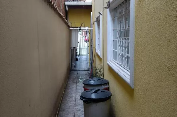Casa para Venda em Jandira / SP no bairro Parque dos Lagos