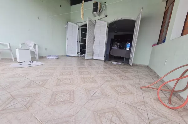 Casa para Venda em Barueri / SP no bairro Jardim Maria Helena