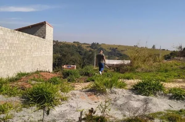 Terreno para Venda em Araçariguama / SP no bairro 18 do Forte