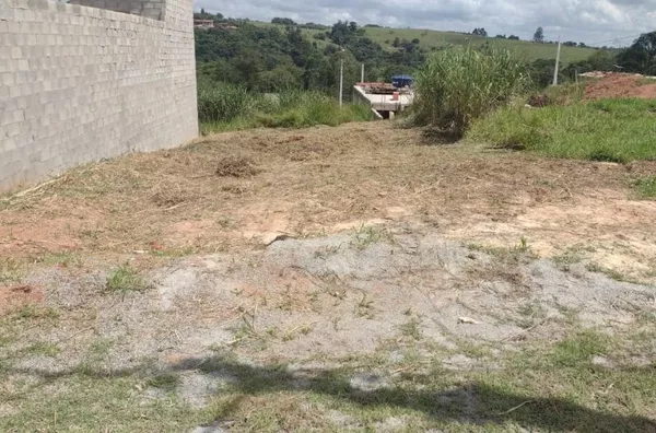 Terreno para Venda em Araçariguama / SP no bairro 18 do Forte