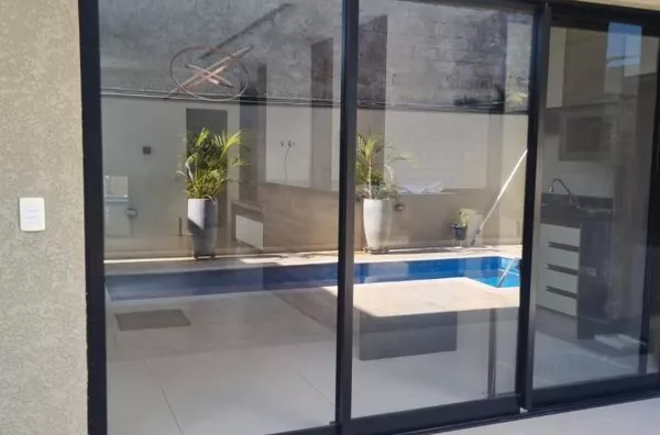 Casa em Condomínio para Venda em Santana de Parnaíba / SP no bairro Suru