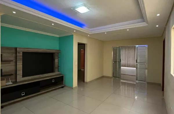 Casa para venda, 4 quarto(s),  Jardim Roseli, Carapicuíba