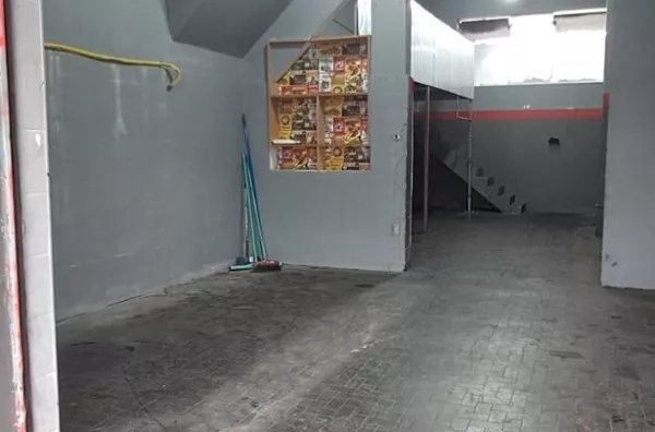 Comercial para Locação em Barueri / SP no bairro Jardim Regina Alice