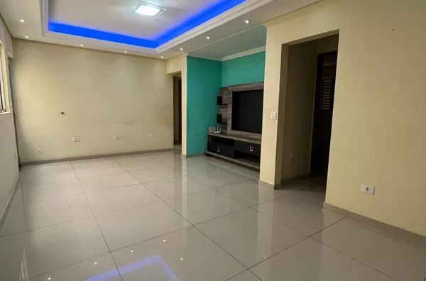 Casa para venda, 4 quarto(s),  Jardim Roseli, Carapicuíba