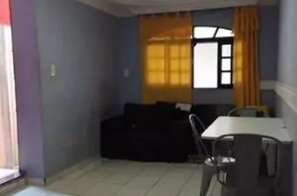 Casa para Venda em Carapicuíba / SP no bairro Jardim Maria Beatriz