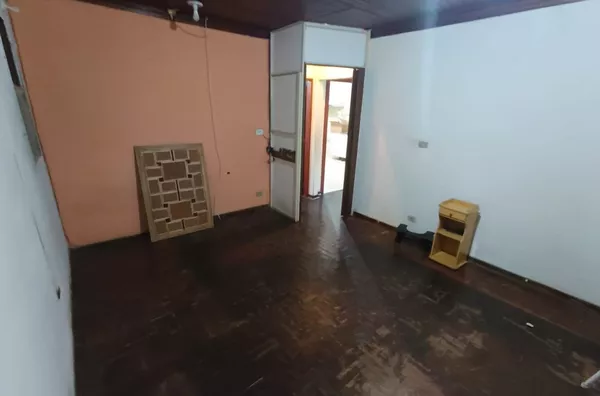 Casa para venda, 2 quarto(s),  Vila Lourdes, Carapicuíba