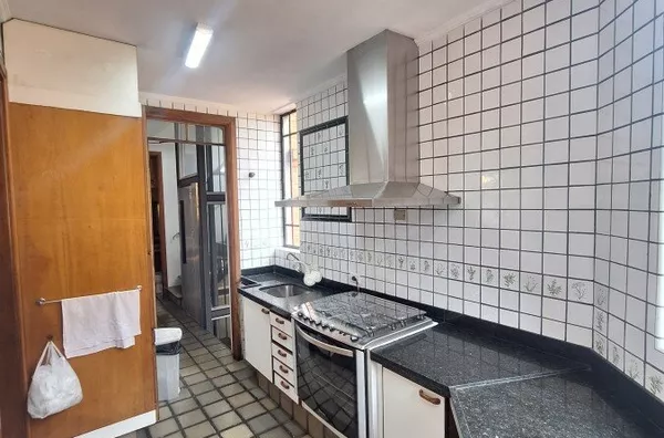 Casa para Locação em Santana de Parnaíba / SP no bairro Alphaville