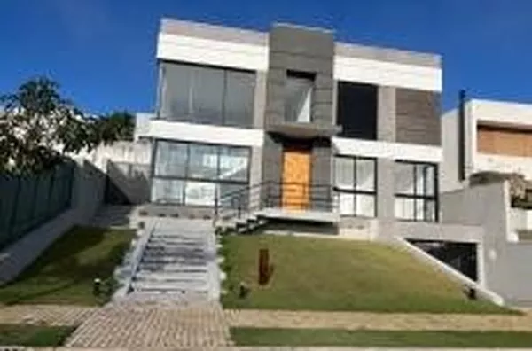 Casa para Venda em Santana de Parnaíba / SP no bairro Alphaville
