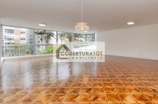 Apartamento reformado à venda em Higienópolis, 201 m², 3 dormitórios (2 suítes)