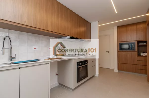 Apartamento à venda no Jardim Paulista, 168,72 m², 3 suítes, varanda e 1 vaga 