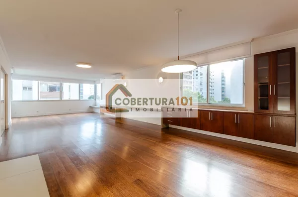 Apartamento reformado à venda em Higienópolis, um por andar, 270 m², 3 dormitórios, 2 suítes e 2 vagas