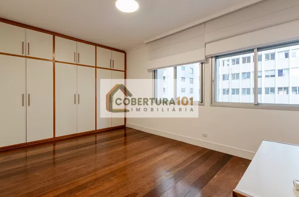 Apartamento reformado à venda em Higienópolis, um por andar, 270 m², 3 dormitórios, 2 suítes e 2 vagas - Foto 30