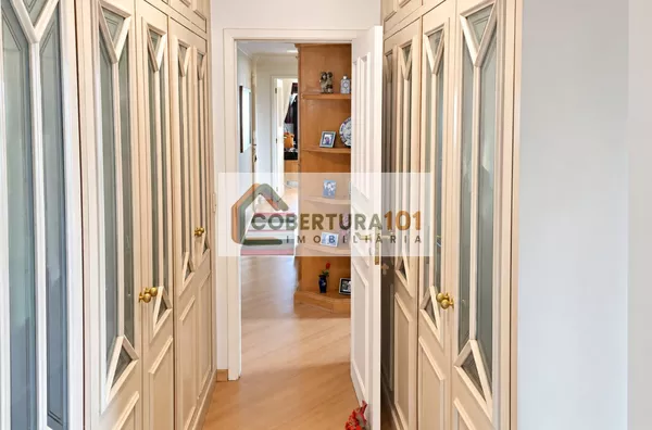 Apartamento à Venda em Moema com 200 m², 4 Suítes e 4 Vagas - Foto 22