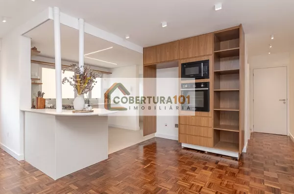 Apartamento à venda reformado no Jardim América, 108,30 m², 2 dormitórios, (1 suíte) e 1 vaga