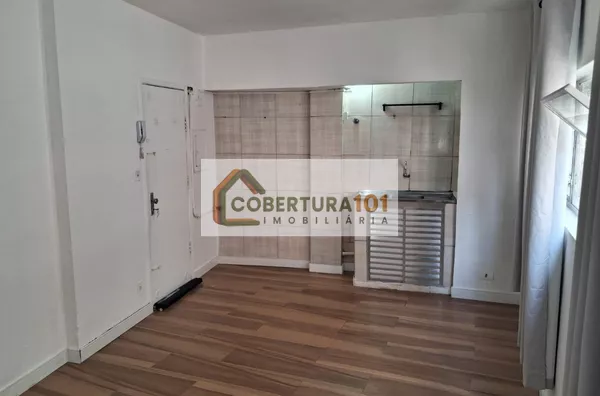 Kitnet à Venda com 29,00m², por R$ 178.000,00 - Sé, São Paulo.