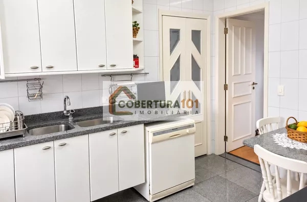 Apartamento à Venda em Moema com 200 m², 4 Suítes e 4 Vagas - Foto 14