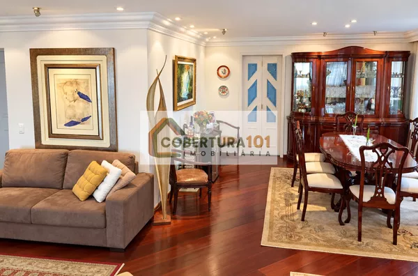 Apartamento à Venda em Moema com 200 m², 4 Suítes e 4 Vagas - Foto 1