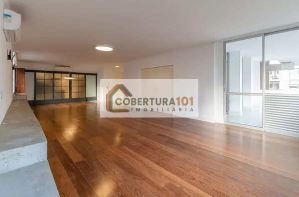 Apartamento reformado à venda em Higienópolis, um por andar, 270 m², 3 dormitórios, 2 suítes e 2 vagas