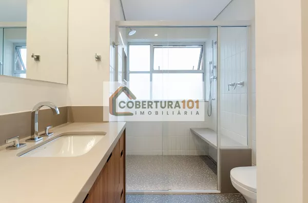 Apartamento reformado à venda em Higienópolis, um por andar, 270 m², 3 dormitórios, 2 suítes e 2 vagas - Foto 25
