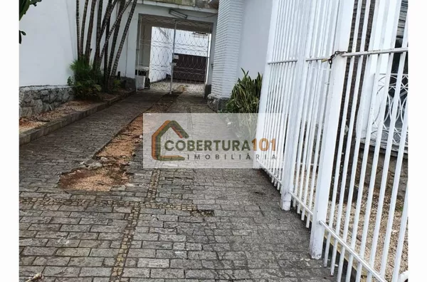 entrada lateral