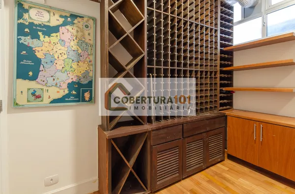Apartamento reformado à venda em Higienópolis, um por andar, 270 m², 3 dormitórios, 2 suítes e 2 vagas - Foto 17